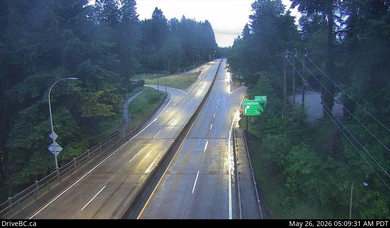 Live Traffic Camera of Hwy 1 (Upper Levels Highway) at Capilano Rd. looking east