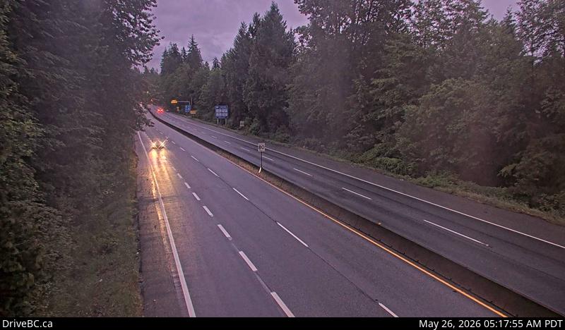 Live Traffic Camera of Hwy 1 at Hadden Drive ramp for Taylor Way, looking east